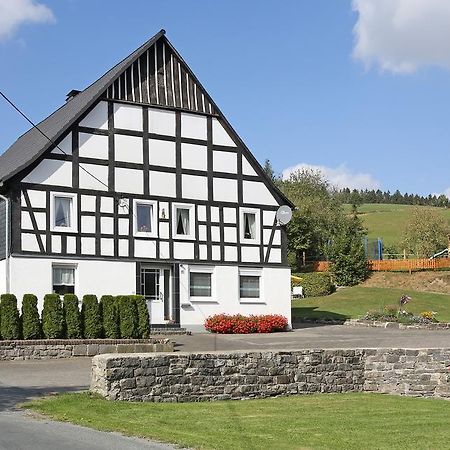 Ferienwohnung Ferienbauernhof Familie Stratmann Eslohe Exterior foto