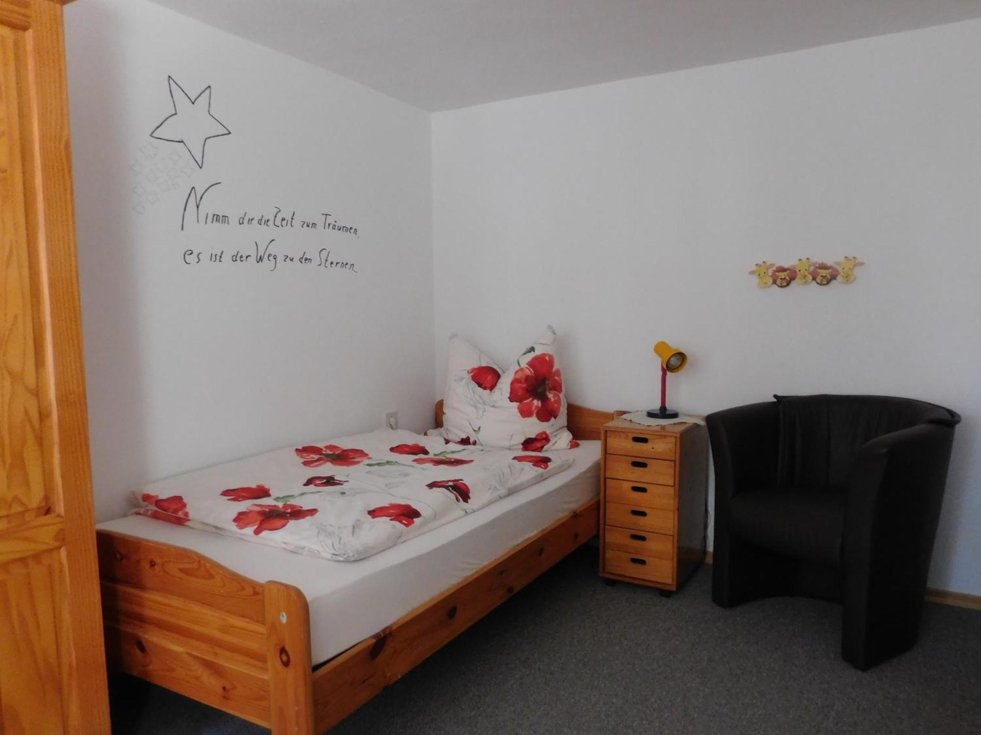 Ferienwohnung Ferienbauernhof Familie Stratmann Eslohe Zimmer foto