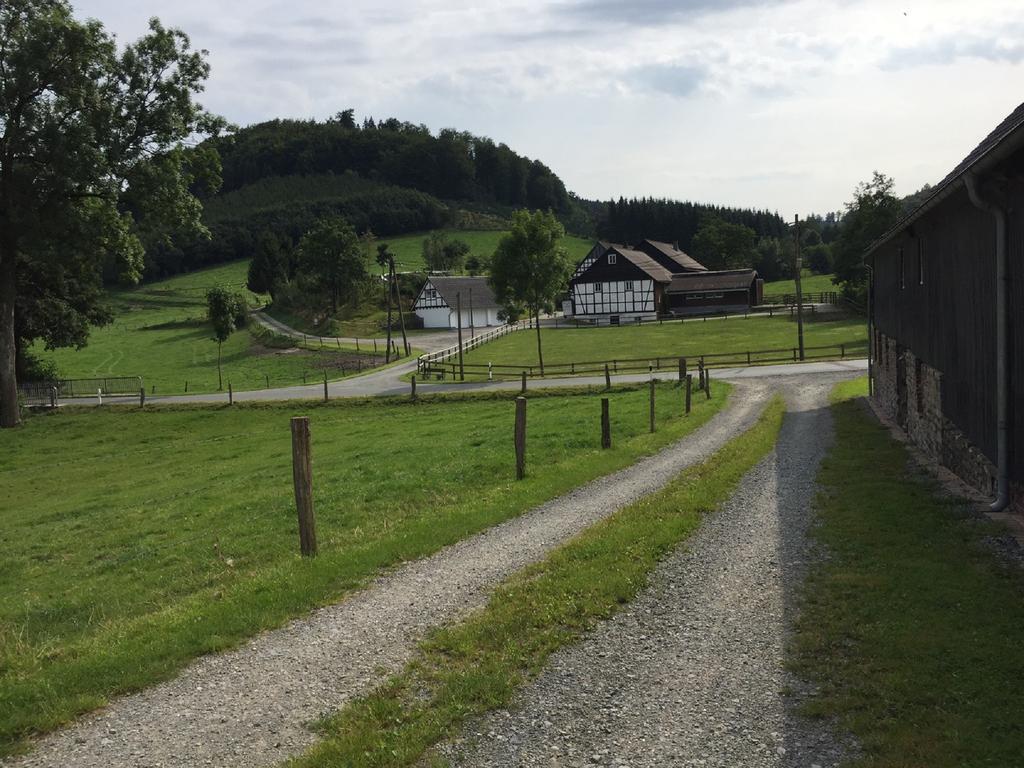 Ferienwohnung Ferienbauernhof Familie Stratmann Eslohe Exterior foto